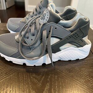 Kids Nike Huarache Run " Grey"